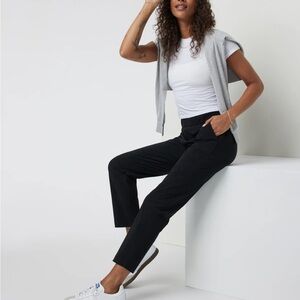 Vuori Women's Miles Ankle  Black Pants